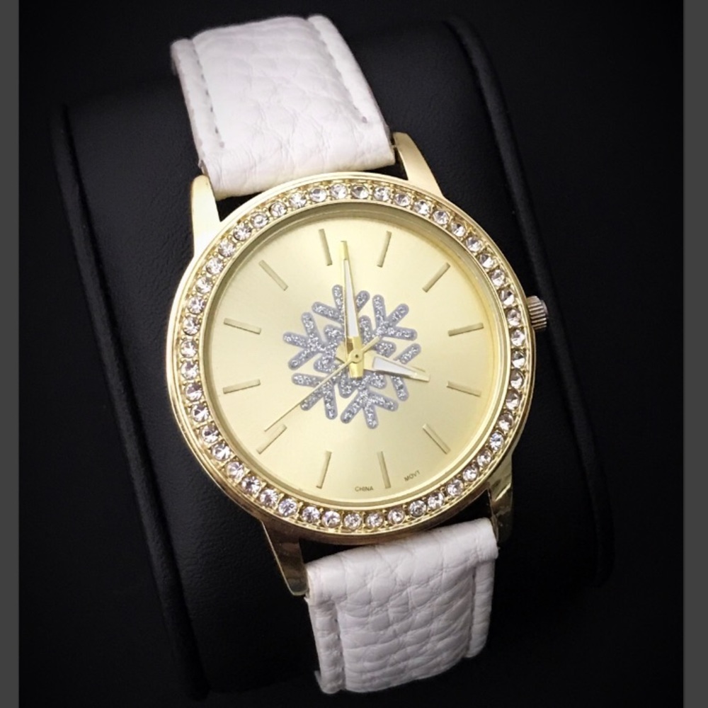 Wristwatch ⌚️❄️